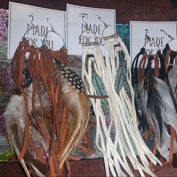 Customizable Fringe and Feather earrings - Picture 3 of 7